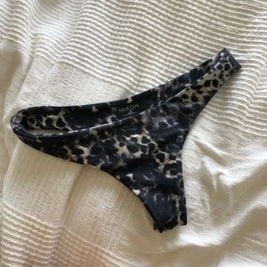 Mikoh skimpy leopard XS bottom